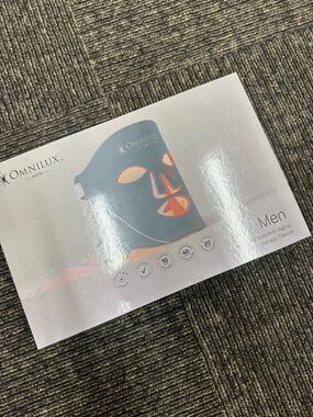 Omnilux Men LED Anti-Aging Face Mask – NWT